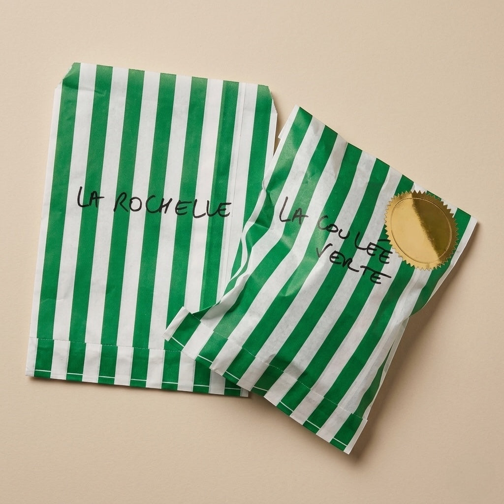 pochette surprise accessoires vert et bijoux