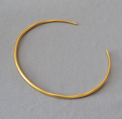 Collier PYRAMIDES doré – bijou parisien intemporel plaqué or 24 carats
