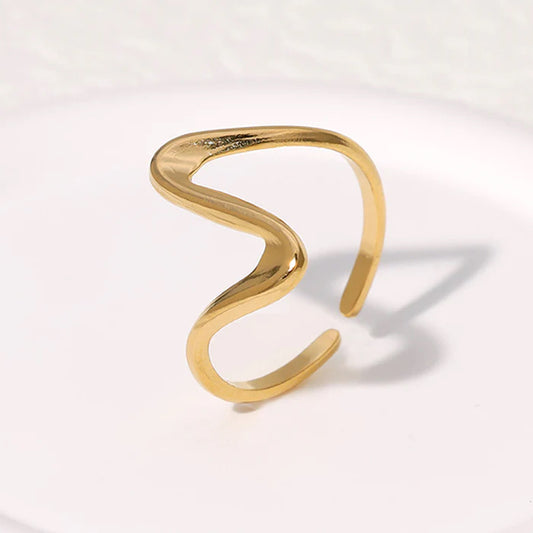 MÉNILMONTANT ring