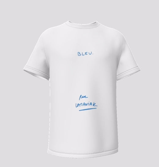 LE T-shirt bleu mais blanc